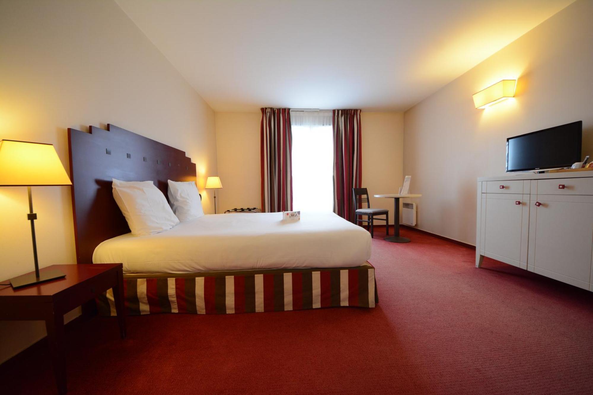 Hotel Cerise Chatou Εξωτερικό φωτογραφία
