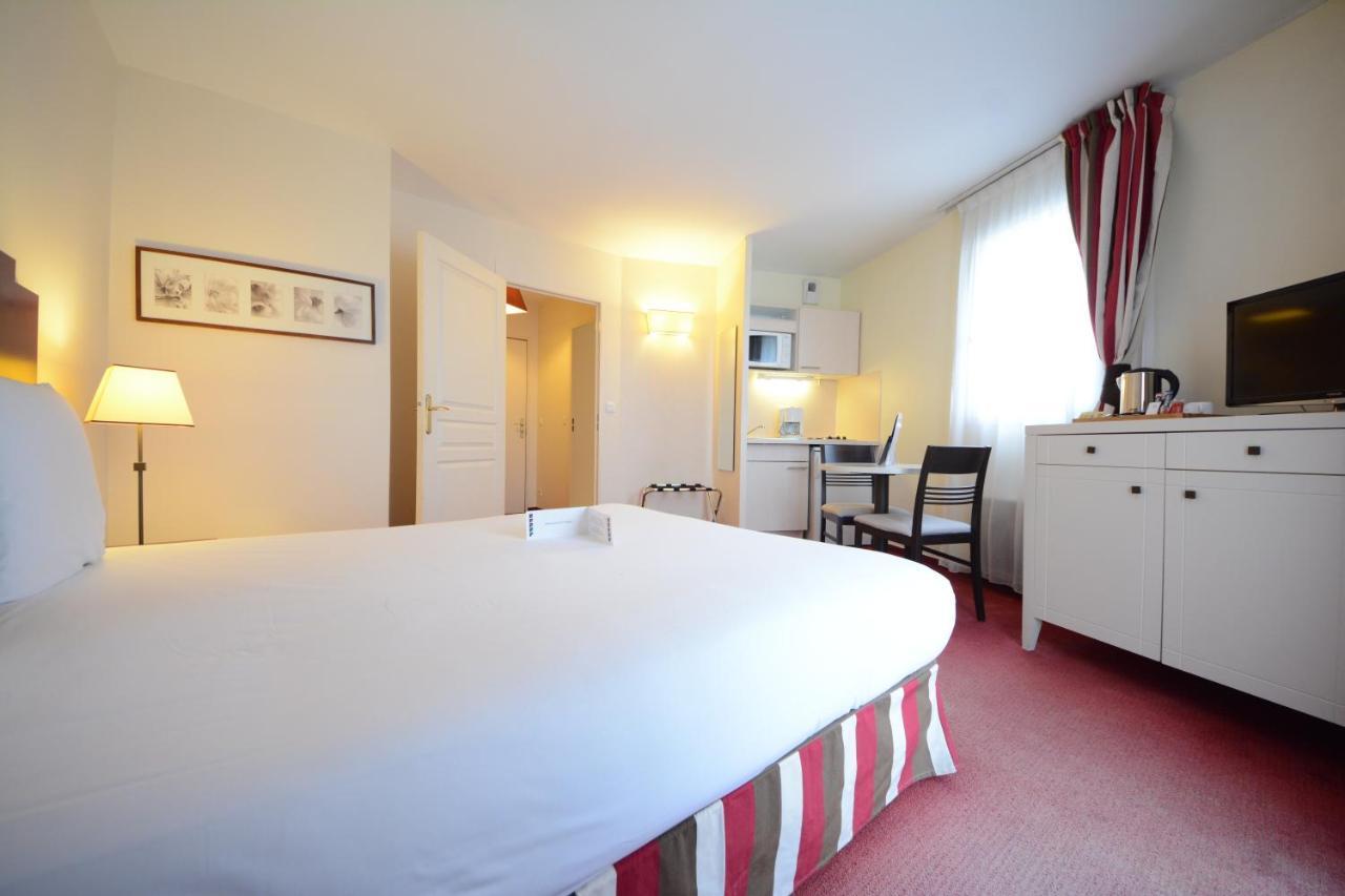 Hotel Cerise Chatou Εξωτερικό φωτογραφία