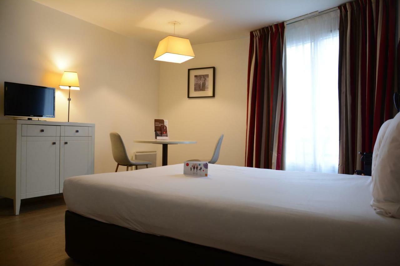 Hotel Cerise Chatou Εξωτερικό φωτογραφία